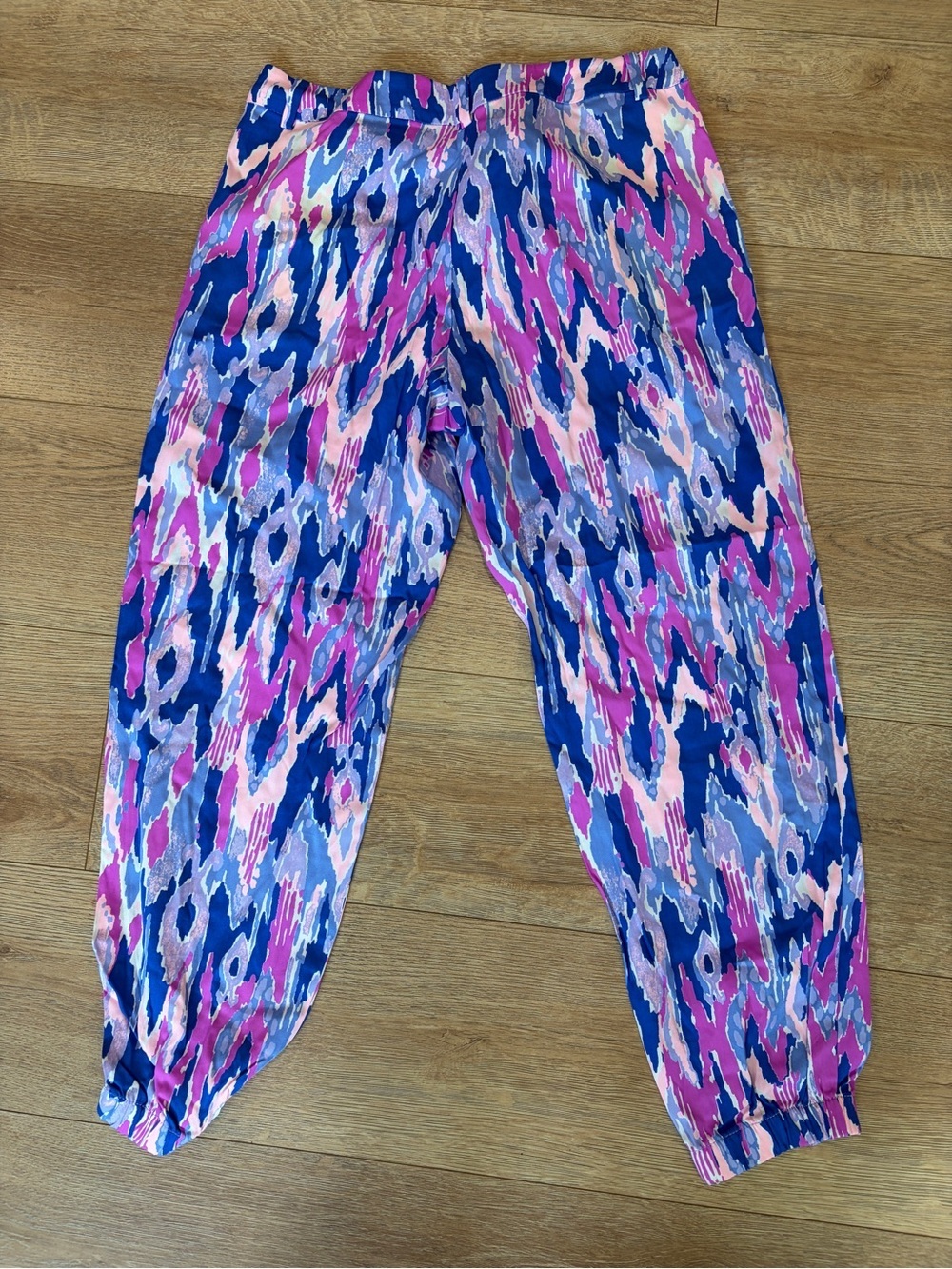 Lilly Pulitzer Printed Ankle Jogger Pants Size 6 Blue Pink Ikat Tapered Resort - Picture 2 of 6